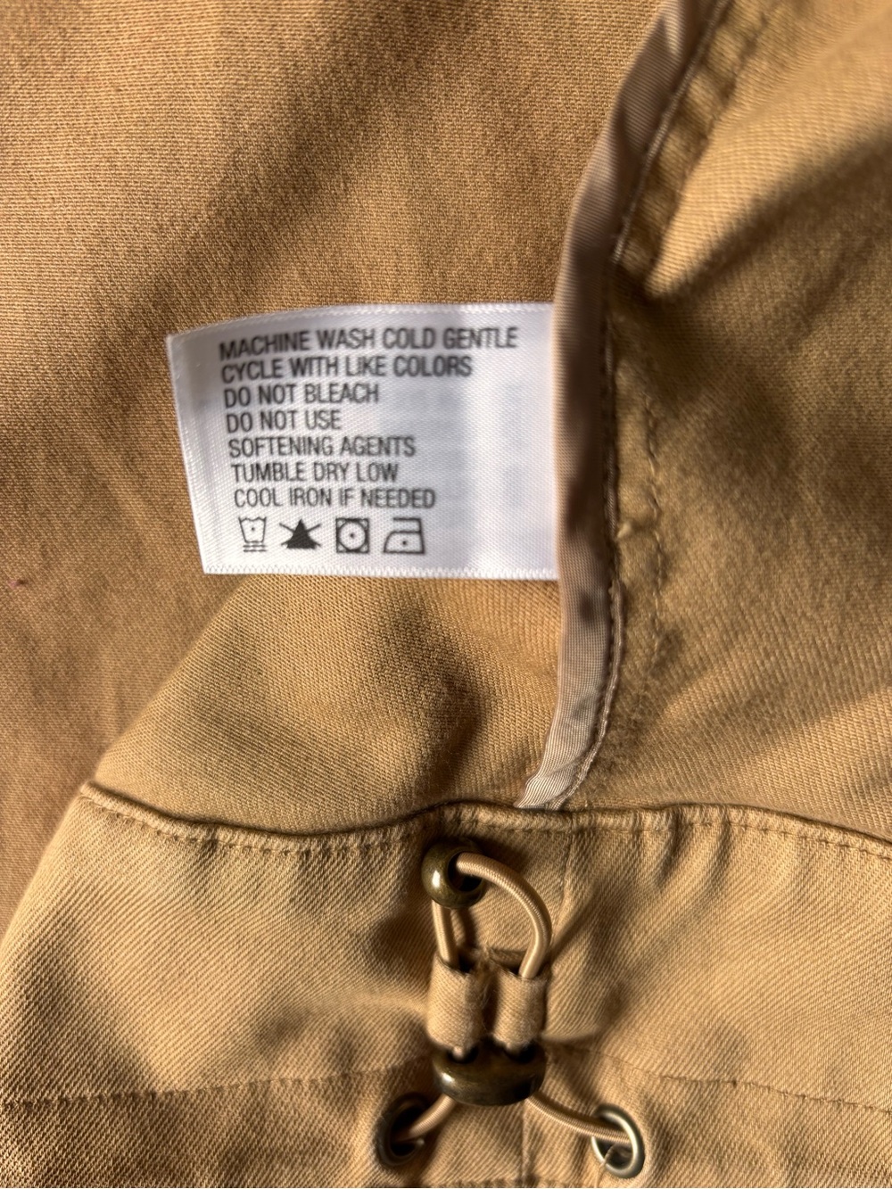 Orvis Women's Utility Jacket in Tan - Picture 7 of 8